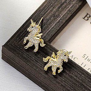 Cute New Sparkly Gold-Tone Unicorn Stud Earrings 🦄 (0.75” tall x 0.5” wide)